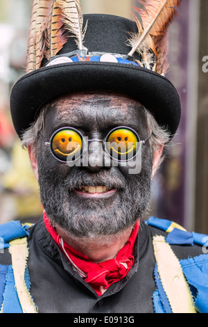 Schwarzes Gesicht Border Style Morris Mann am jährlichen fegt Festival Rochester Stockfoto