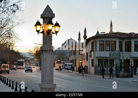 Museum von Mevlana Celaleddin Rumi Mevlana Moschee-Blick von der Straße, Konya, Türkei Stockfoto
