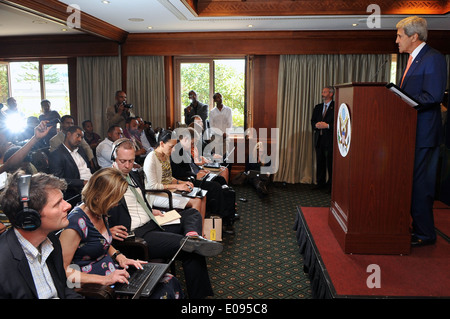 Secretary Kerry Adressen Reporter während der Pressekonferenz in Äthiopien Stockfoto