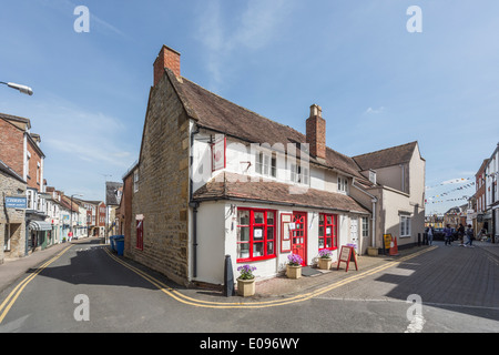 Shop (Teestuben) in Shipston auf Stour Stadtzentrum in Warwickshire Cotswolds an einem sonnigen Tag Stockfoto