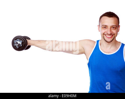 Glücklicher Mann Workout mit Hanteln auf weißem Hintergrund Stockfoto