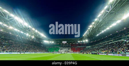 Turin, Italien. 5. Mai 2014. Fans (Juventus) Fußball: Italienisch "Serie A" match zwischen Juventus 1-0 Atalanta bei Juventus Stadium in Turin, Italien. © Maurizio Borsari/AFLO/Alamy Live-Nachrichten Stockfoto