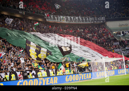 Turin, Italien. 5. Mai 2014. Fans (Juventus) Fußball: Italienisch "Serie A" match zwischen Juventus 1-0 Atalanta bei Juventus Stadium in Turin, Italien. © Maurizio Borsari/AFLO/Alamy Live-Nachrichten Stockfoto