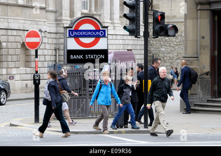 London, England, Vereinigtes Königreich. U-Bahnhof Bank Stockfoto