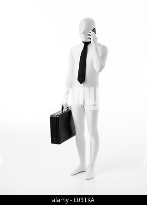 Geschäftsmann mit Aktenkoffer und Krawatte am Telefon sprechen Stockfoto