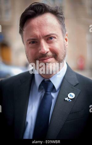 Edinburgh, Schottland. 7. Mai 2014. SNP-Kandidat für die kommende EU-Wahlen, Alyn Smith, Mittwoch, 7. Mai 2014. s-Credit: Wullie Marr/Alamy Live-Nachrichten Stockfoto