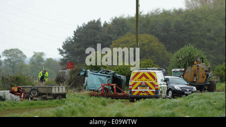 Ein 77 Jahre alter Mann wird getötet, als Fahrer bei Fahrer auf Ebene CROSSIN SCAMPSTON MALTON NORTH YORKSHIRE ENGLAND getötet 07 Ma getötet Stockfoto