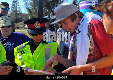 Bilder vom jährlichen 420 pro Cannabis Tag in London, Ontario am 20. April 2014 statt. Stockfoto