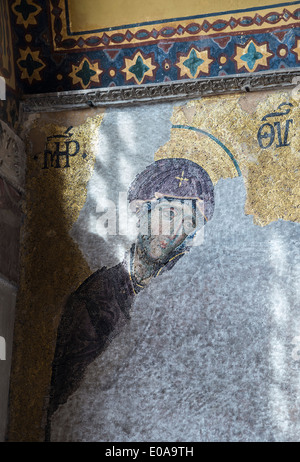 Detail der a13th CEN byzantinischen Deesis Mosaik, zeigt die Jungfrau Maria. Obere Galerie Hagia Sophia, Sultanahmet, Istanbul, Türkei Stockfoto