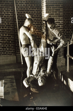 Foto aus der Wally Schirra Special Collection, die Artefakte von Apollo-Missionen zeigt und Schirras Beiträge zum Mercury-Programm der NASA hervorhebt. Stockfoto