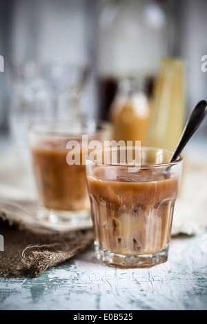 Thai Eistee mit schwarzer Ceylon Tee und süße Kondensmilch Stockfoto