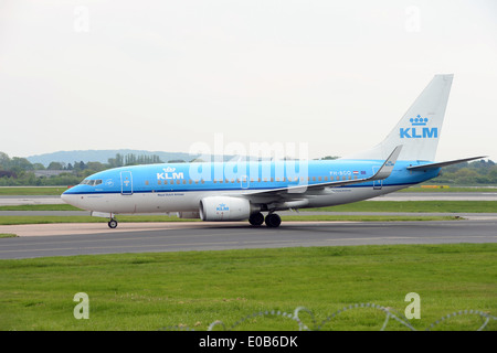 Royal Dutch Airlines KLM Boeing 737 (PH-BGQ) Rollen Manchester Airport. Stockfoto