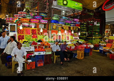 Crawford Gemüsemarkt, gebaut von einem britischen Architekten Sir William Emerson 1865 Mumbai, Bombay, Indien Stockfoto