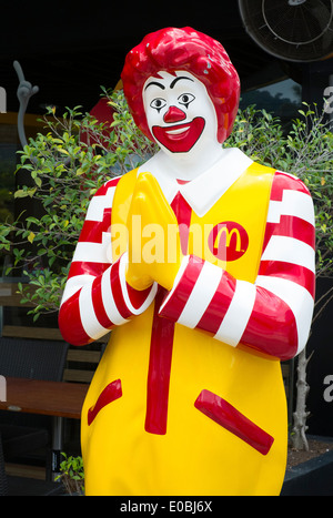 Ronald McDonald Statue außerhalb McDonald in Thailand Stockfoto