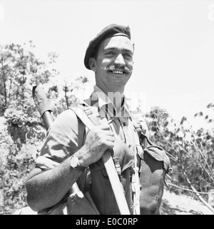 Ein Porträt eines nicht identifizierten Soldaten des 3. Bataillons, des Royal Australian Regiment (3RAR), aufgenommen während des Koreakrieges 1952. Stockfoto