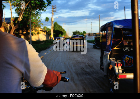 Motokar in Santa Clara - IQUITOS. Abteilung von Loreto. Peru Stockfoto
