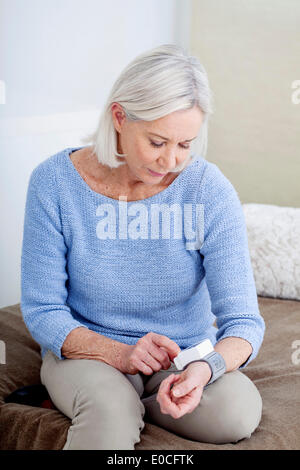 Blutdruck, ältere person Stockfoto