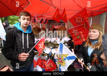 Kaliningrad, Russland am 9. Mai 2014 große Parade auf dem Siegesplatz in Kaliningrad, anlässlich des 69. Jahrestag der WWII Ende. Bildnachweis: Michal Fludra/Alamy Live-Nachrichten Stockfoto