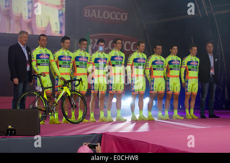 Belfast, Nordirland, Vereinigtes Königreich. 8. Mai 2014.  Team-Neri Sottoli Giro d ' Italia Team-Präsentation in Belfast Credit: Bonzo/Alamy Live News Stockfoto