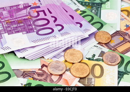 Eine Menge von Euro Banknoten von der Europäischen Union, Viele Euro Geldscheine der Europaeischen Union. Stockfoto