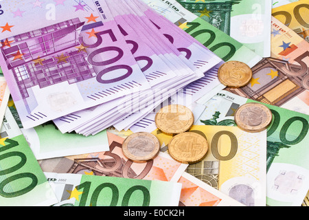 Eine Menge von Euro Banknoten von der Europäischen Union, Viele Euro Geldscheine der Europaeischen Union. Stockfoto