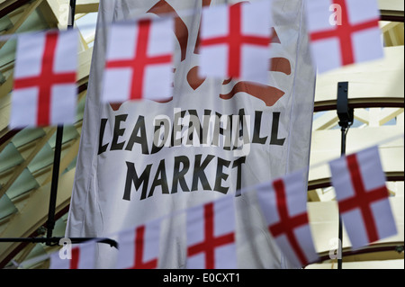 Die überdachten Leadenhall Market entworfen im Jahre 1881 von Sir Horace Jones in London, England, Vereinigtes Königreich. Stockfoto