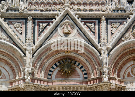 Landschaft rund um den Dom von Siena in Siena, Italien Stockfoto