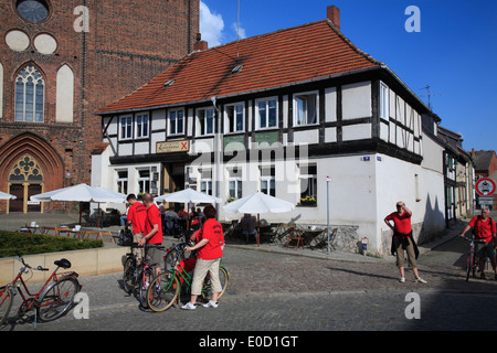 Restaurant EXEMPEL, Tangermünde, Tangermünde, Elbe-Radweg, Altmark, Sachsen-Anhalt, Deutschland, Europa Stockfoto