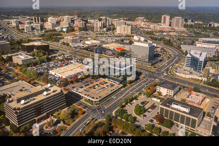 TYSONS Ecke, VIRGINIA, USA - Antenne "Edge City" Kombination von Handel und Wohnimmobilien, Fairfax County. Stockfoto