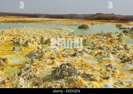 Die surreale Vulkanlandschaft von Dallol in der Danakil-Senke, Äthiopien Stockfoto