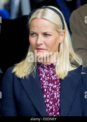 Kristiansand, Norwegen. 9. Mai 2014. Norwegische Kronprinzessin Mette-Marit anlässlich des 150. Jahrestages der gefallenen dänischen Marines in der Seeschlacht von Helgoland in Kristiansand, Norwegen 05.09.2014 Foto: RPE-Albert Nieboer NO WIRE SERVICE Credit: Dpa picture-Alliance/Alamy Live News Stockfoto