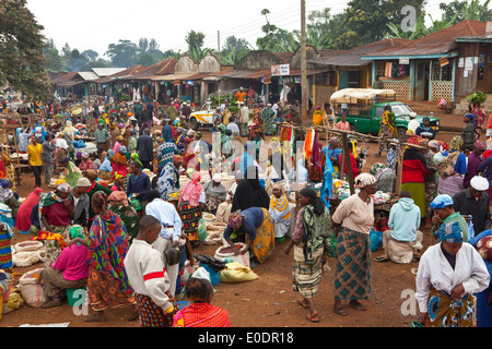 Markt in Masama Dorf, Mt. Kilimanjaro, Tansania, Ostafrika. Stockfoto