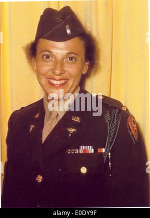 Muriel in uniform Stockfoto