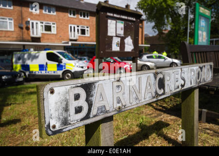 Hemel Hempstead, Großbritannien. 10. Mai 2014. British National Party (BNP) Protest gegen möglichen Moschee-Standort in Hemel Hempstead UK Credit: Guy Corbishley/Alamy Live News Stockfoto