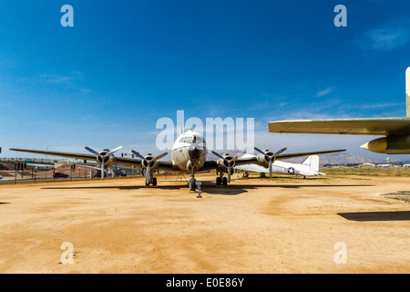 Eine Douglas C-54 Q Skymaster am März Field Museum in Riverside, Kalifornien Stockfoto