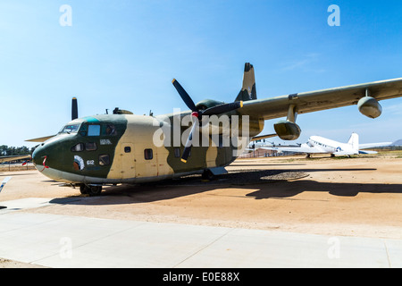 Fairchild C-123 K Anbieter im März Bereich Air Museum in Riverside, Kalifornien Stockfoto