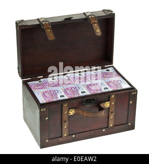 Eine große Brust mit Euro Banknoten. Finanzielle Krise, Krise, Schulden, Eine Grosse Truhe Mit Euro-Banknoten. Finanzkrise, begreifbar, Stockfoto