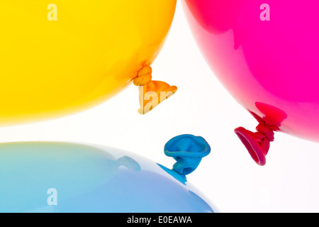 Verschiedene farbige Luftaufnahmen Ballons. Symbol für Leichtigkeit, Freiheit, Feier, Gegenspieler Bunte Luftballons. Symbol Fuer Leichtigk Stockfoto