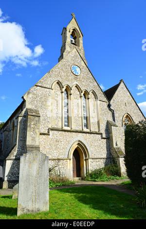 Pfarrkirche St. Maria Magdalena, High Street, Ripley, Surrey, England, Vereinigtes Königreich Stockfoto