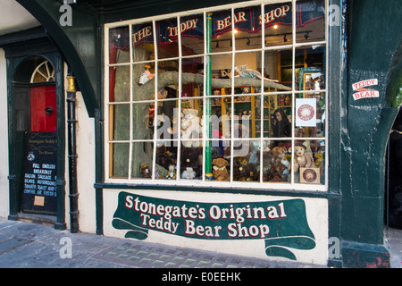 Der Teddy shop auf Stonegate york city center. Stockfoto