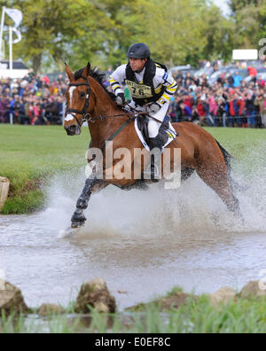 Badminton House, Gloucestershire, 10. Mai 2014. Sam Griffiths und PAULANK BROCKAGH - Cross-Country-Phase, Mitsubishi Motors Badminton Horse Trials. Bildnachweis: Nico Morgan/Alamy Live-Nachrichten Stockfoto