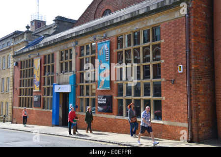 Zentralmuseums & Kunstgalerie, Guildhall Road, Northampton, Northamptonshire, England, Vereinigtes Königreich Stockfoto