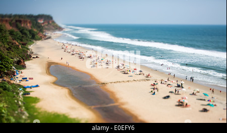 Timelapse Strand am Indischen Ozean. Indien (Tilt-Shift-Objektiv). Stockfoto