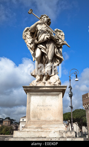 Engelsstatur, Engelsbrücke, Rom, Italien - Angel Statue, Bridge of Angels, Rom, Italien Stockfoto