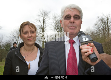 Max Clifford mit Frau Jo bei Jade Goody Hochzeit Stockfoto