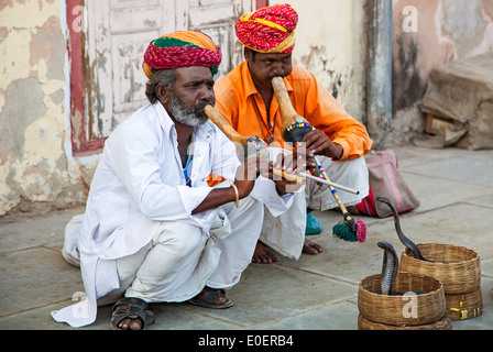 Schlangenbeschwörer, Jaipur, Rajasthan, Indien Stockfoto