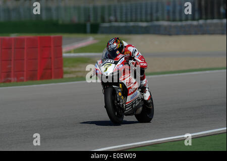 Imola, Italien. 11. Mai 2014. Chaz Davies (DUCATI SUPERBIKE TEAM) in Aktion während Superbike World Championship Runde 04 an Imola, Italien. Bildnachweis: Aktion Plus Sport/Alamy Live-Nachrichten Stockfoto