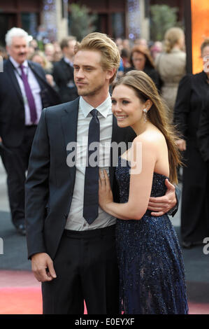 Führen Schauspielerin Elizabeth Olsen besucht die GODZILLA Europäische PREMIERE am 05.11.2014 im ODEON Leicester Square, London. Personen im Bild: Elizabeth Olsen. Bild von Julie Edwards Stockfoto