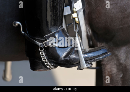 Boot von einem berittenen Horse Guard in London, England, Vereinigtes Königreich. Stockfoto