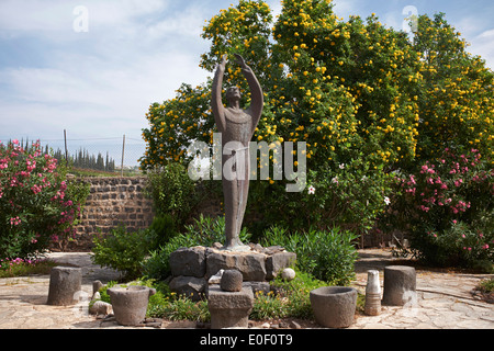 Statue des Hl. Franziskus in der Nähe von das Haus von St. Peter in Kapernaum, Israel Stockfoto